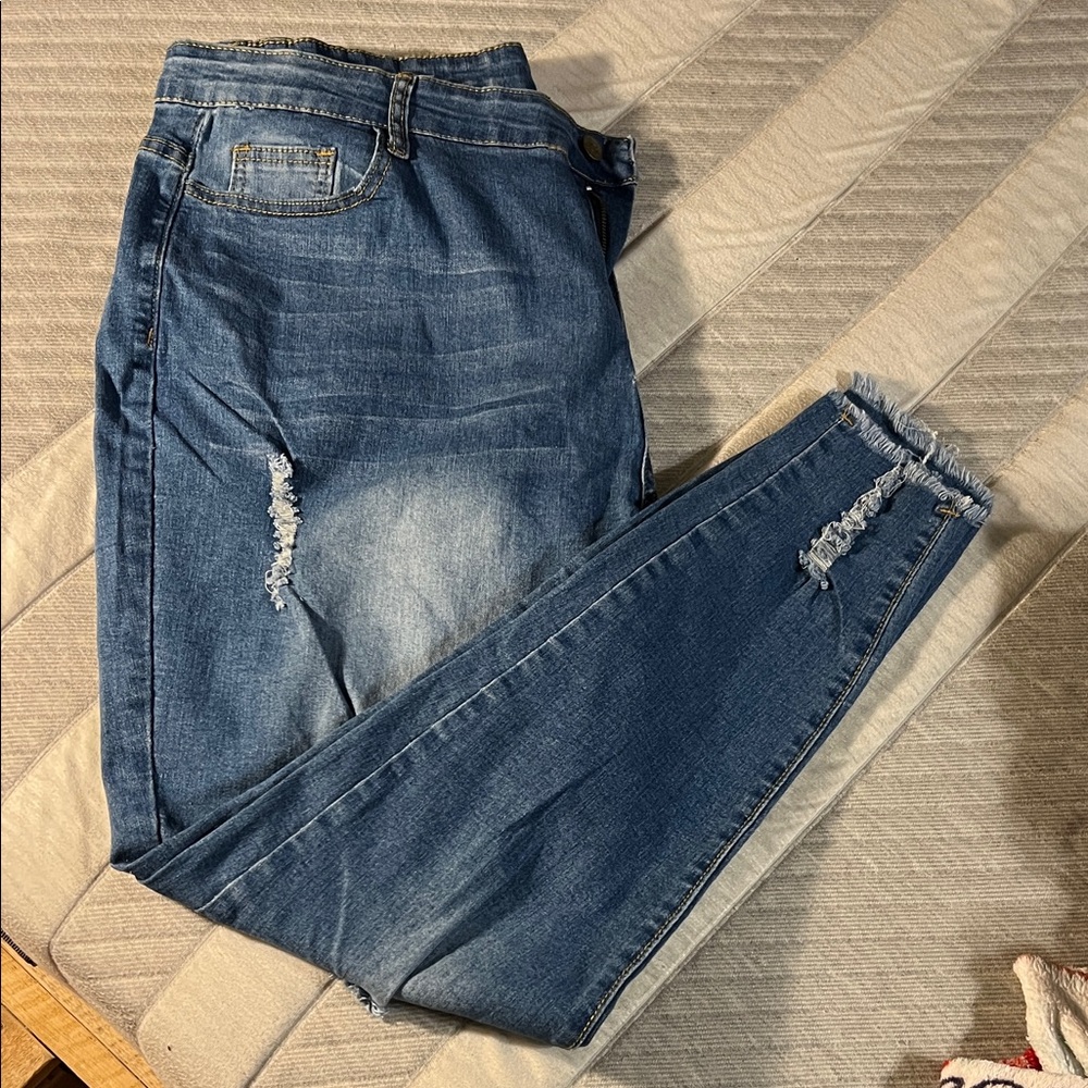 Women's Skinny Jeans in Blue